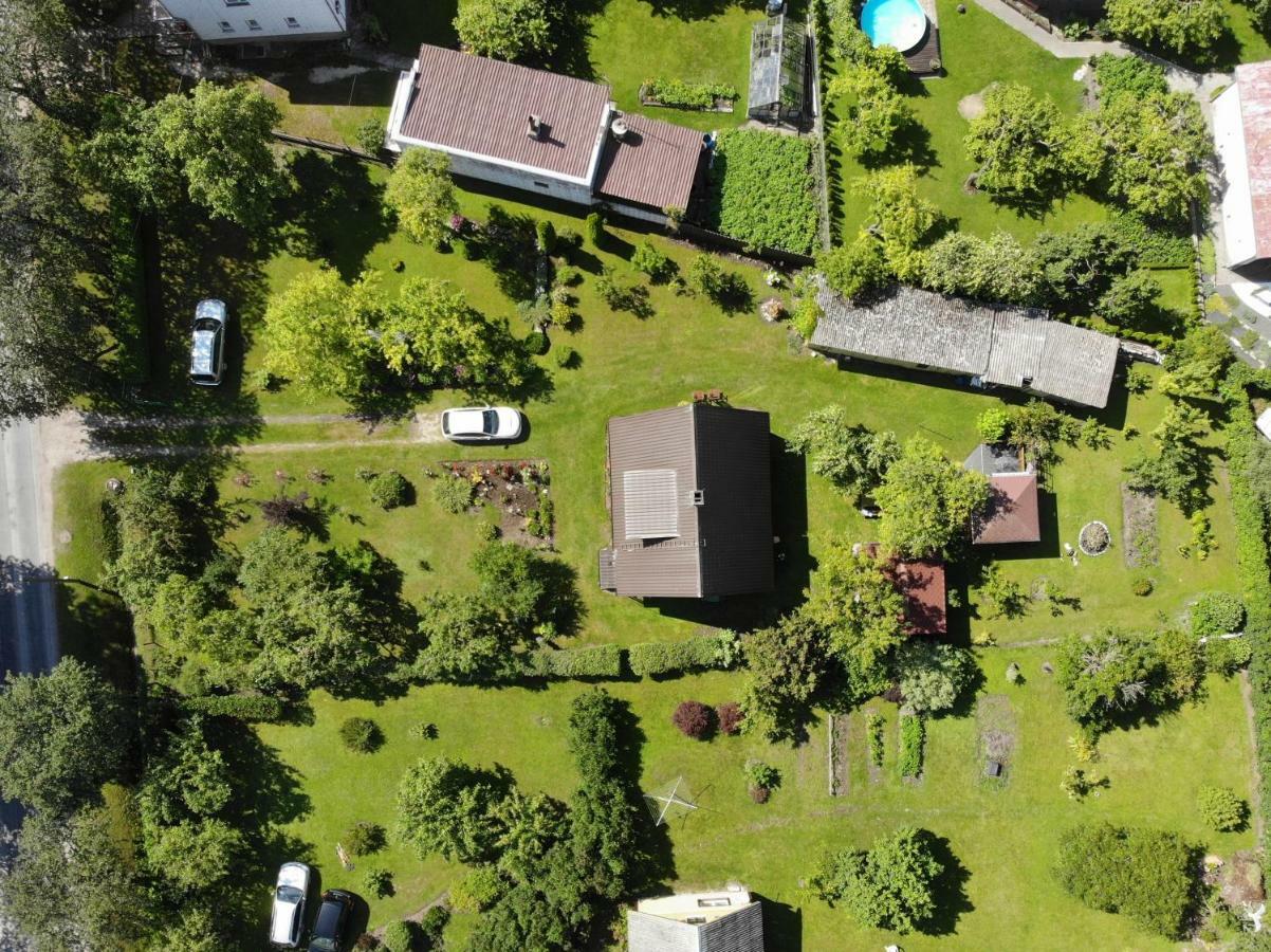 Cozy Summer House With Free Parking Near City Center & Beach Kuressaare Exterior photo